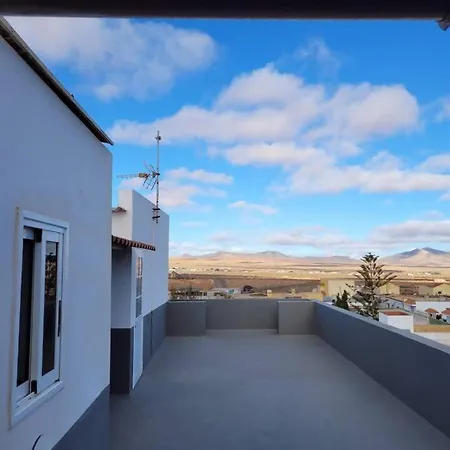 Arriba. * Valles de Ortega